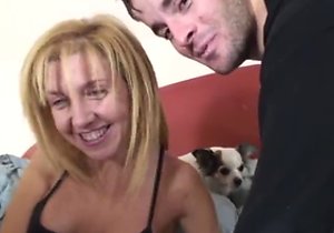 Dude with a sexy smirk finally gets to fuck her