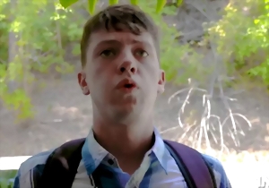 Big-boobed sex goddess looks incredibly hot from behind